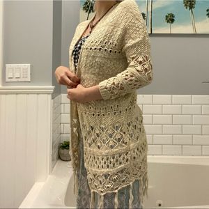 HOLLISTER KNIT CARDIGAN SWEATER